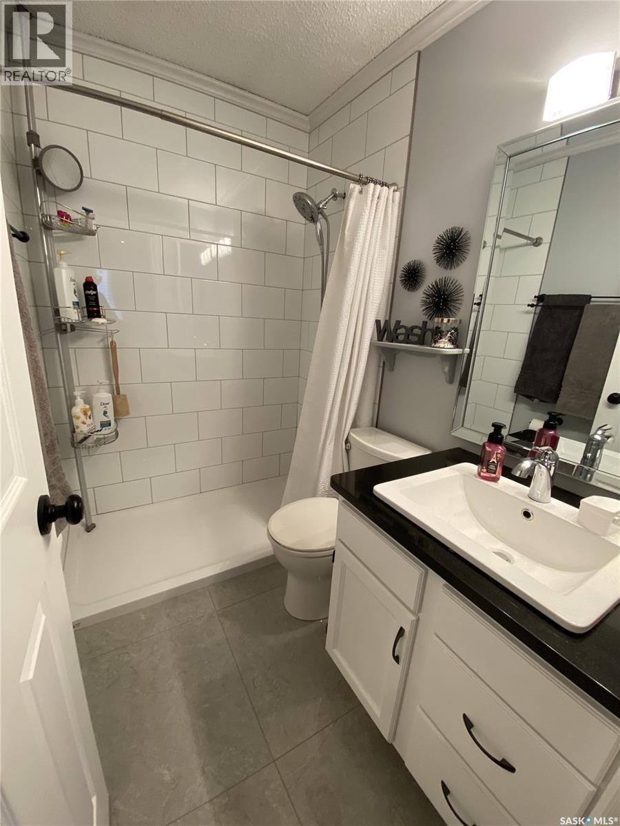 734 Wollaston COURT - 22
