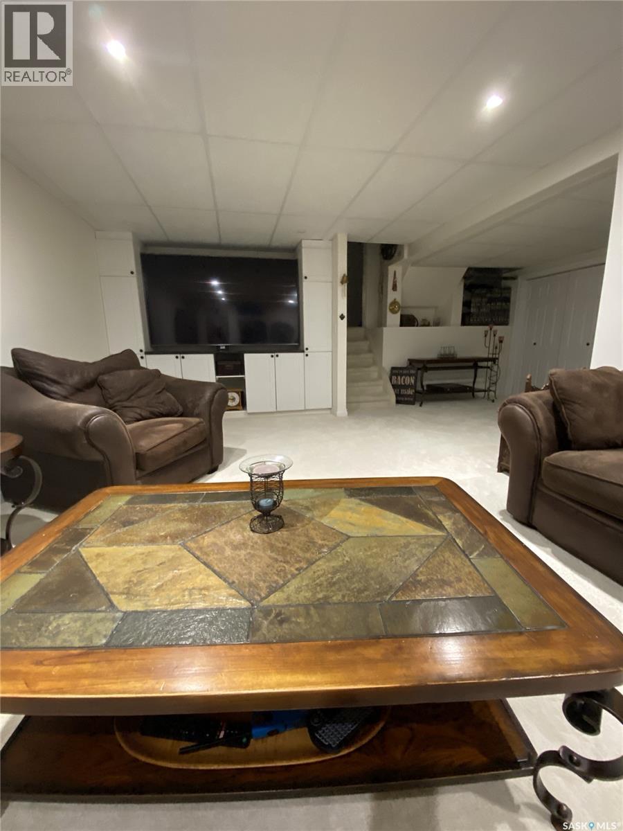 734 Wollaston COURT - 38