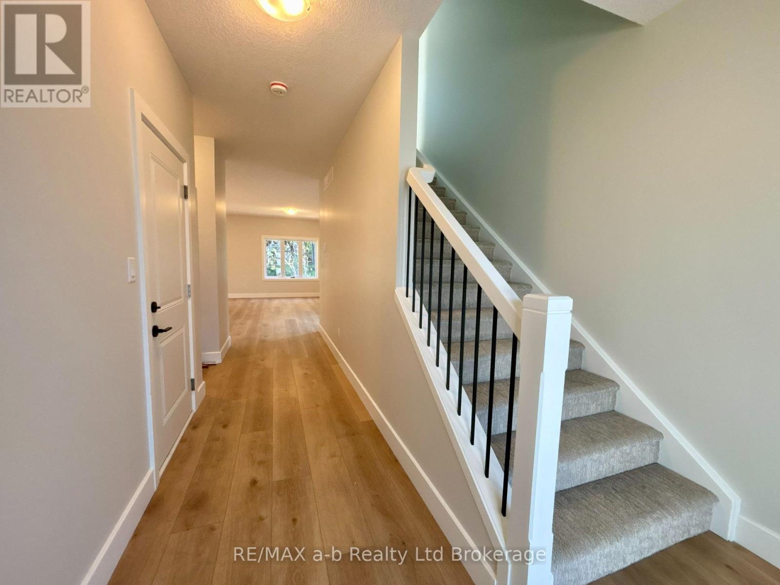41 CASH CRESCENT - 17