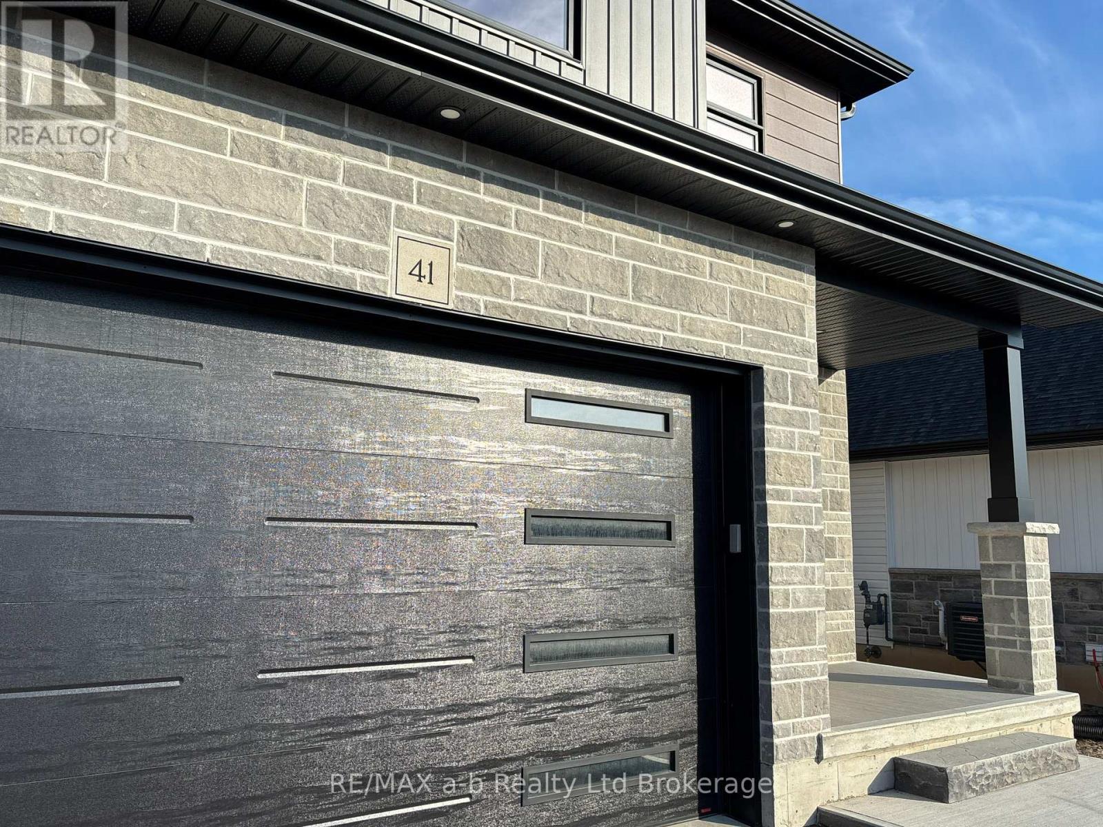 41 CASH CRESCENT - Image 3