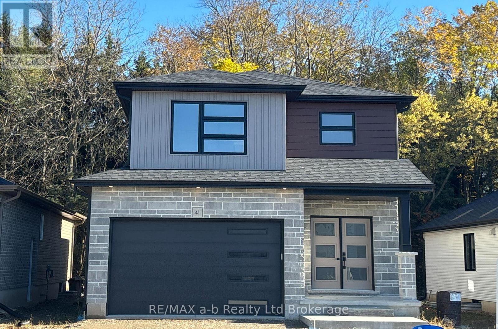 41 CASH CRESCENT - 19