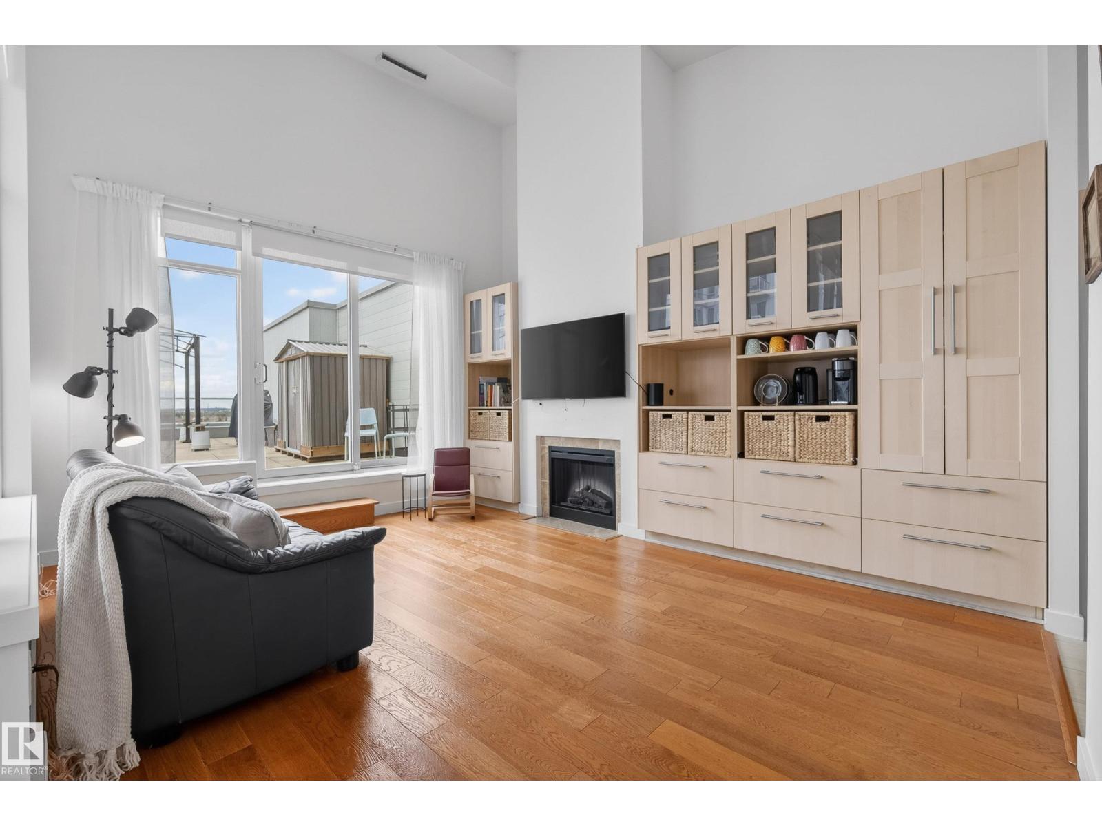 #808 2612 109 ST NW - 22