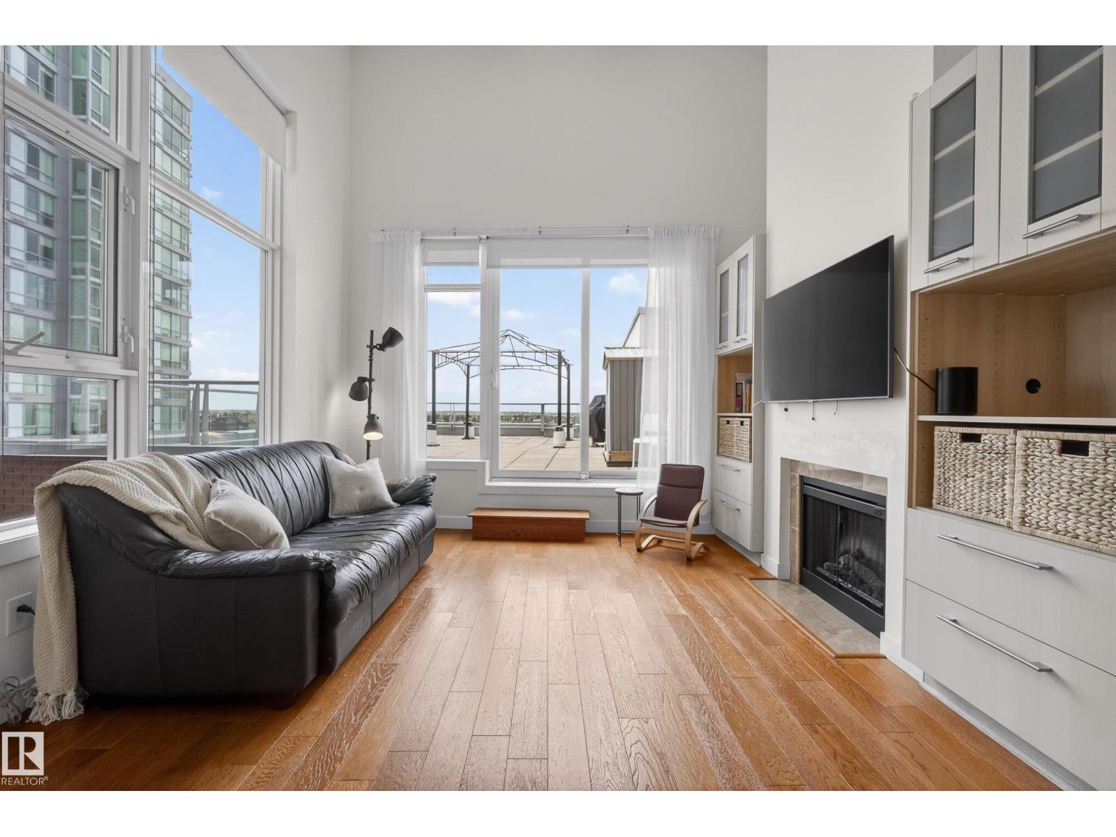 #808 2612 109 ST NW - 23