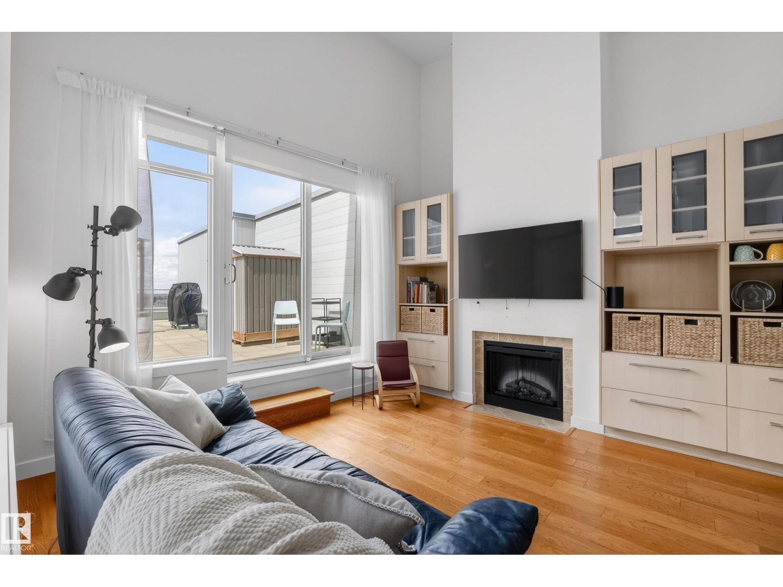 #808 2612 109 ST NW - 25