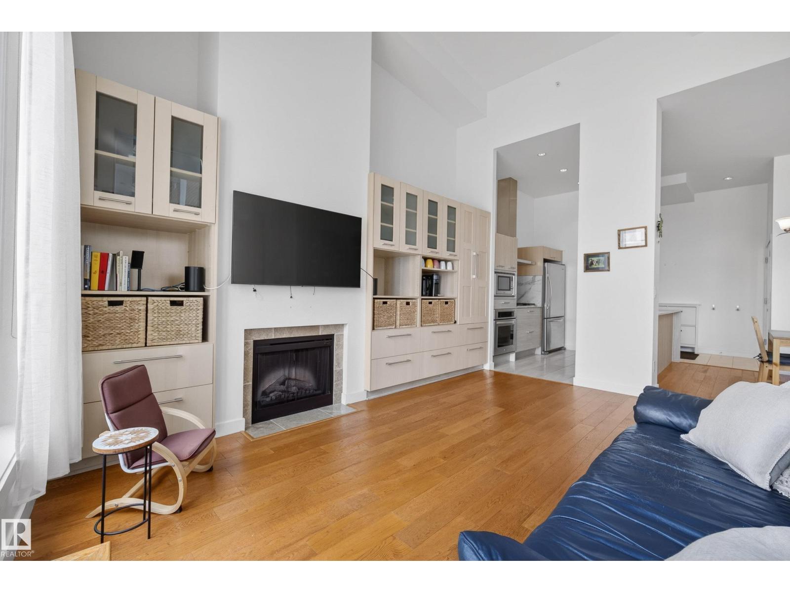 #808 2612 109 ST NW - 26