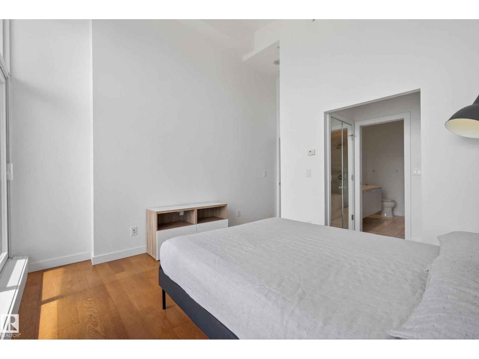 #808 2612 109 ST NW - 31