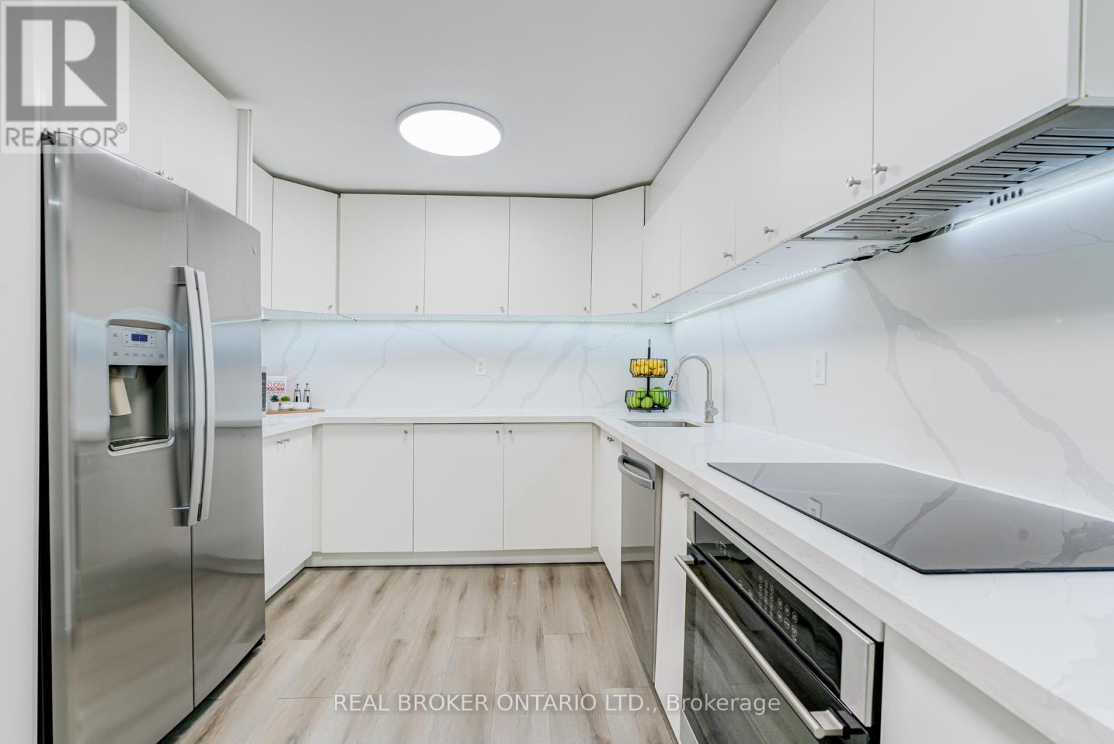 #62 130 LING ROAD - 11