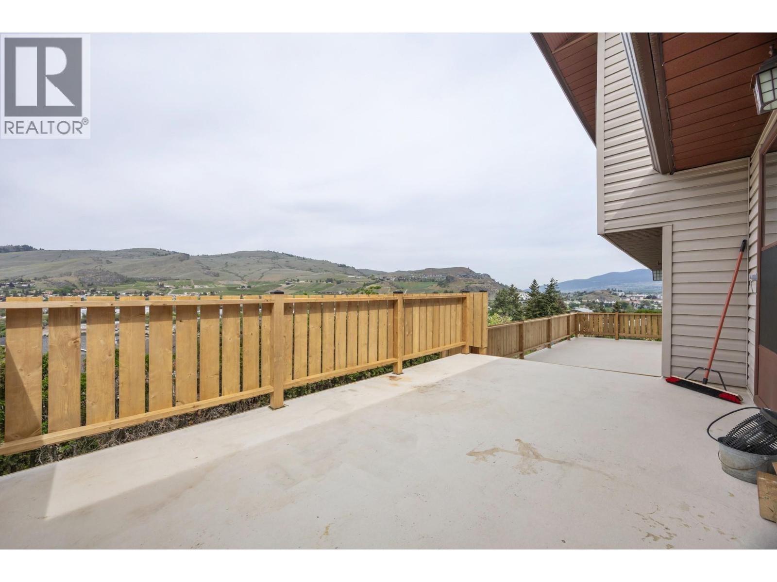 4015 15 Crescent - 51