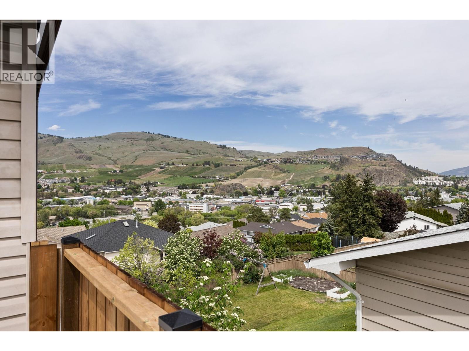 4015 15 Crescent - 59