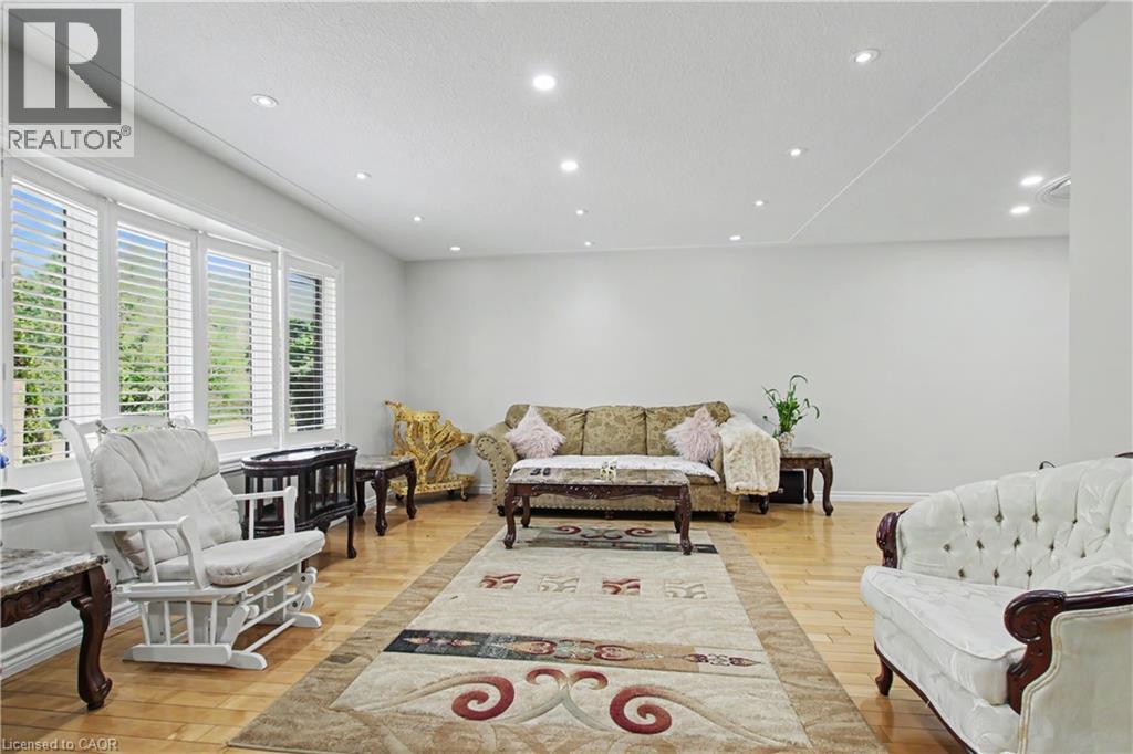 326 MANCHESTER Road - 12