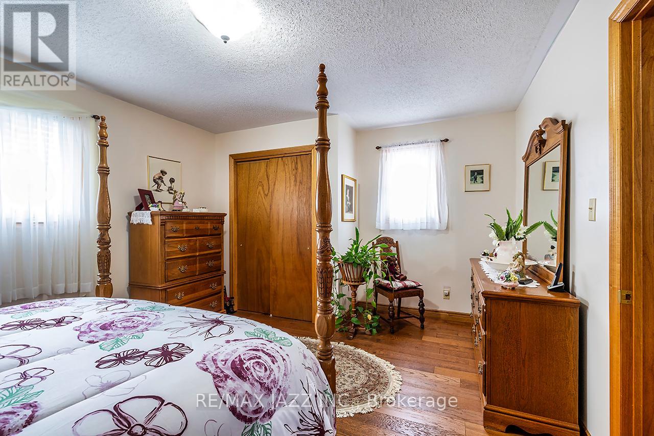 17 HURON DRIVE - 17