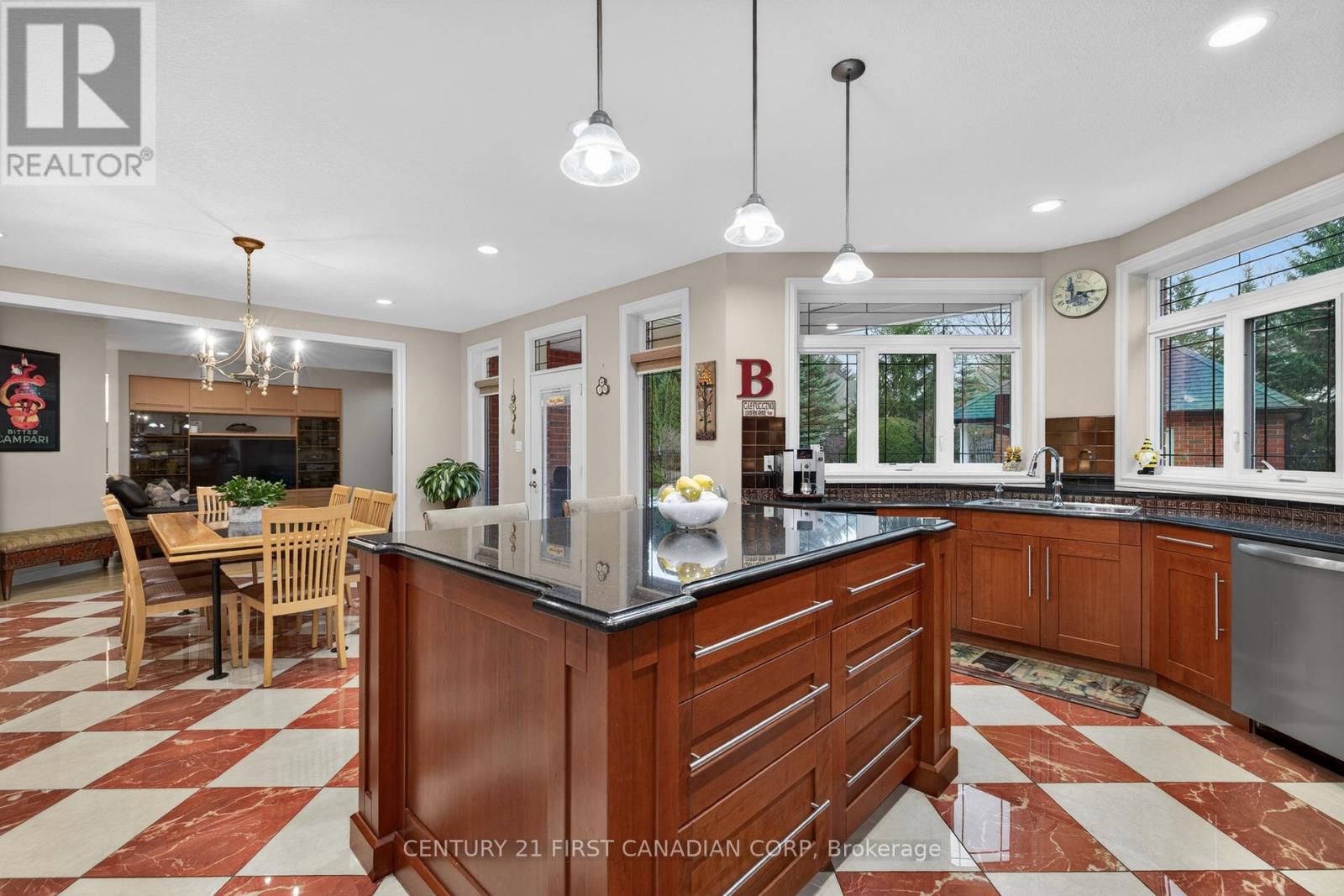#2 7222 CLAYTON WALK - 11