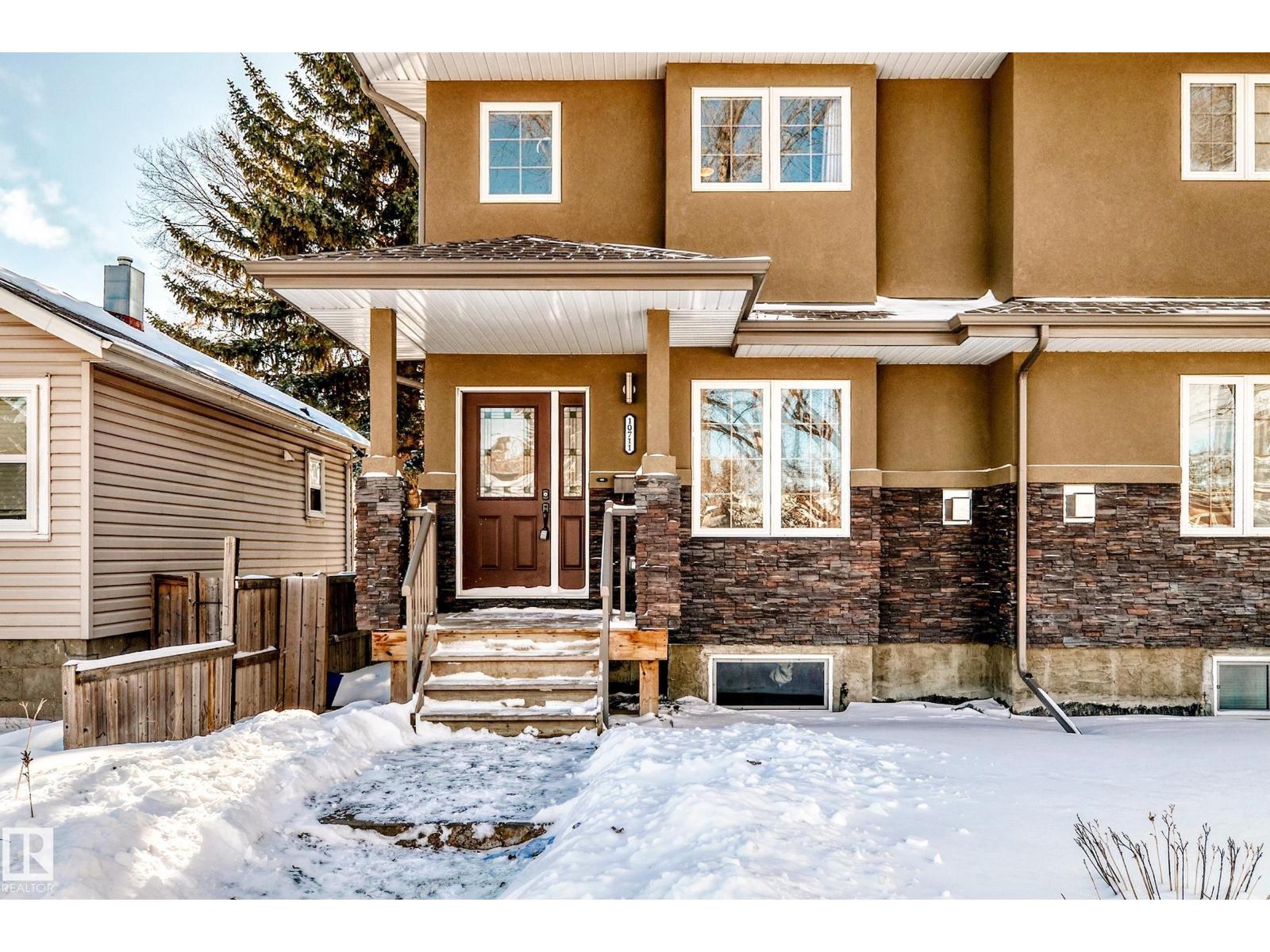 10711 70 AV NW - 47