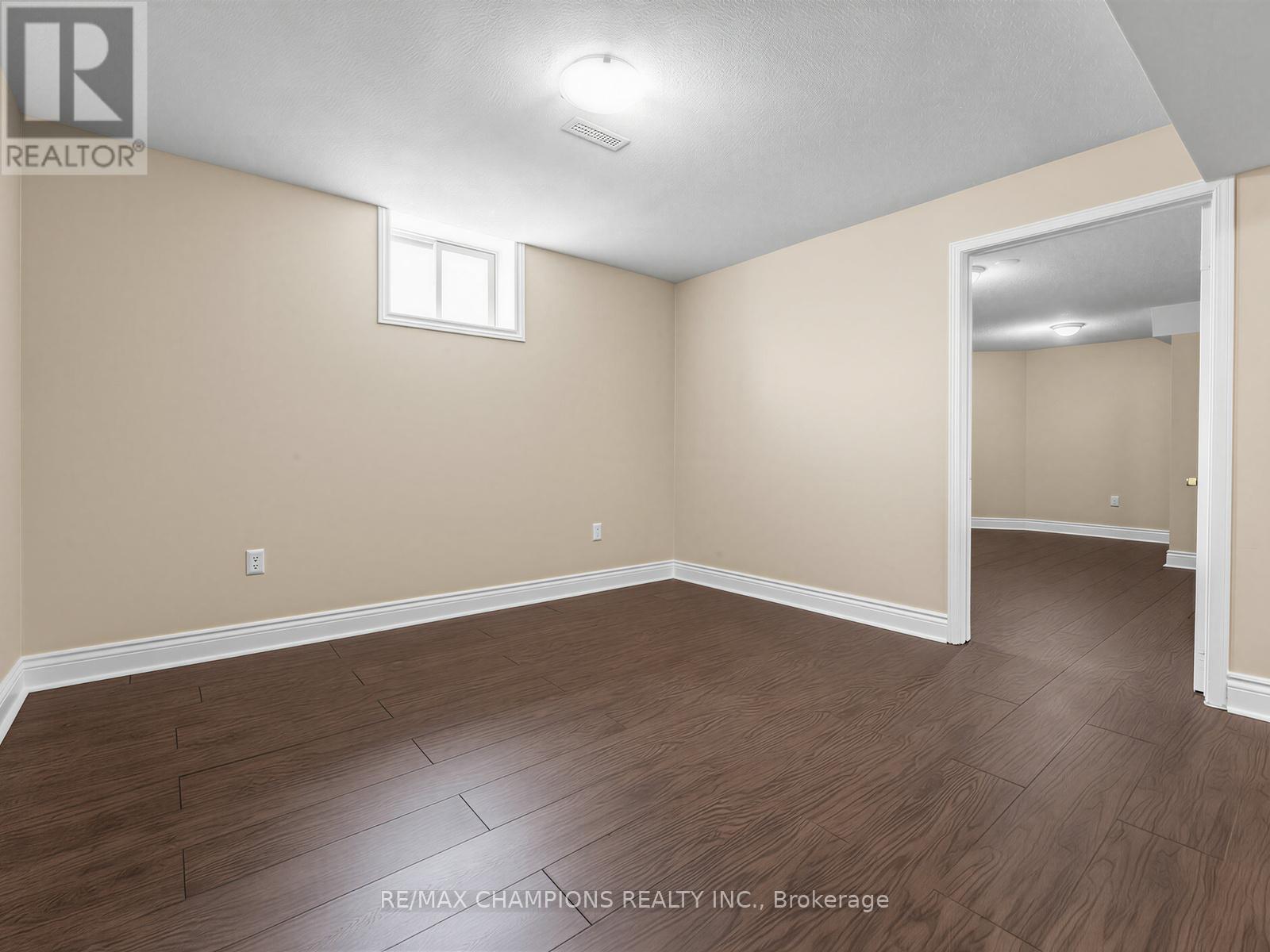 1 CLUSTER OAK PLACE - 39