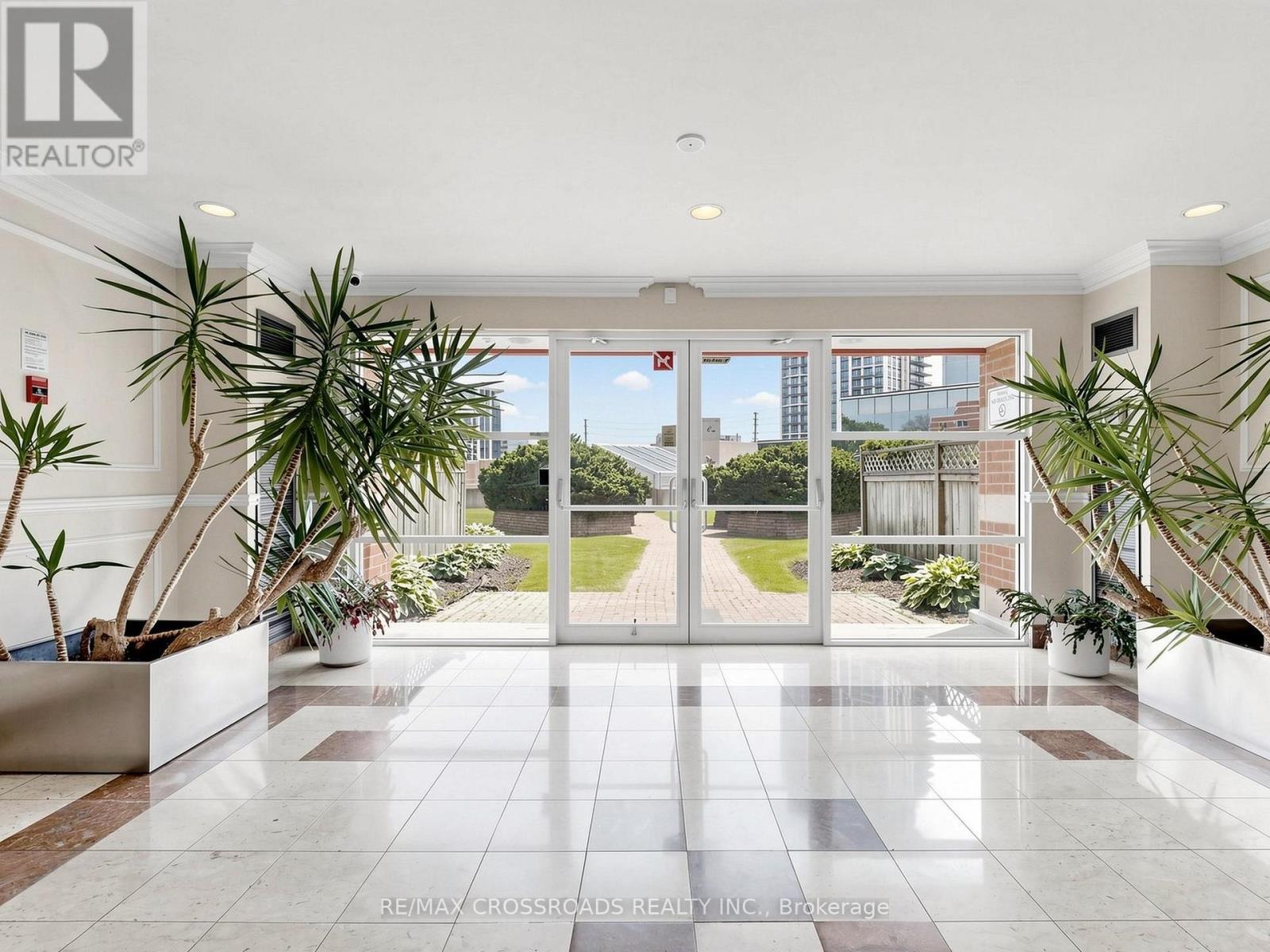 #PH2 9 CHALMERS ROAD - 7