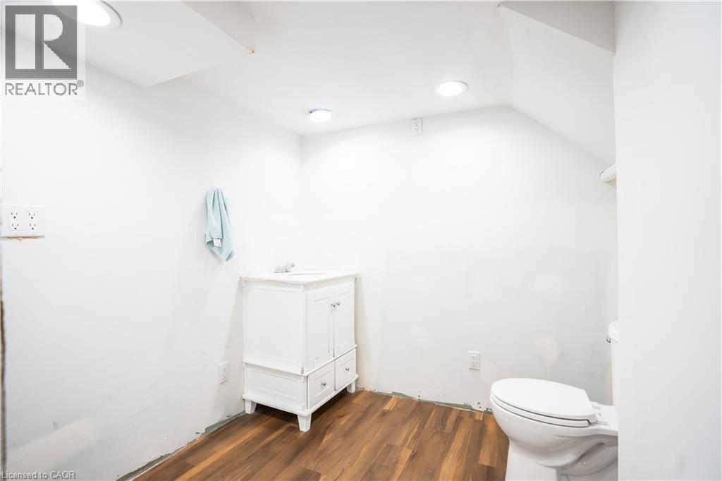12 WALPOLE Drive - 27