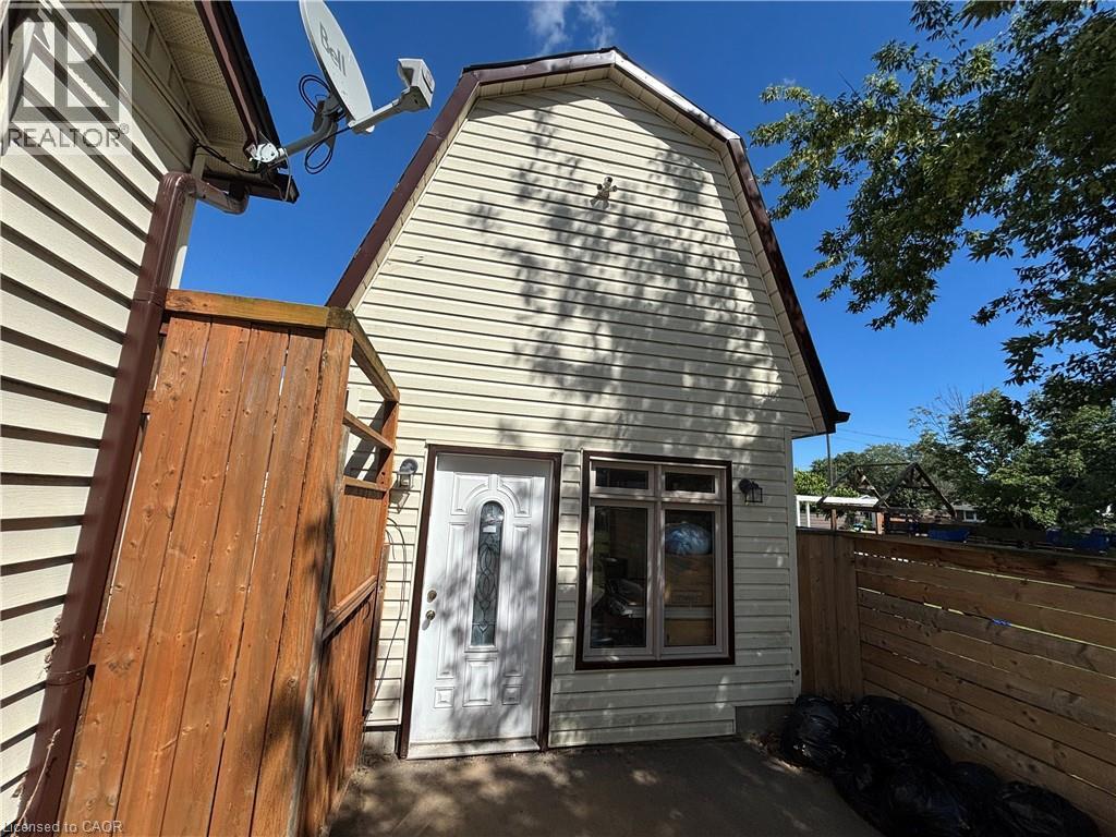 12 WALPOLE Drive - 39