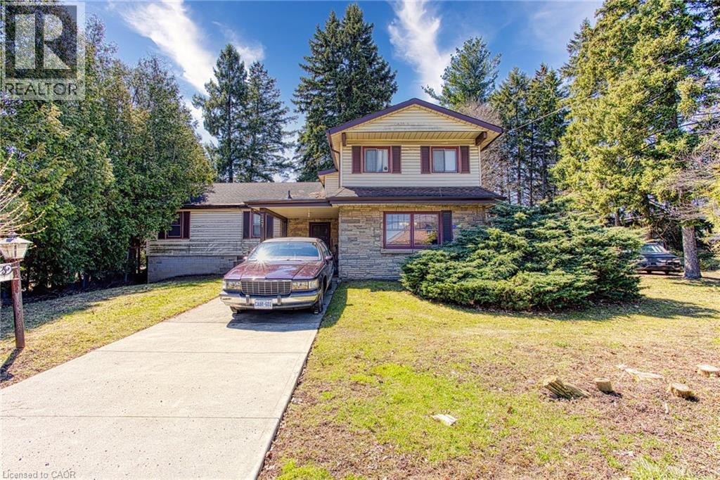 227 STONE CHURCH Road W - 5