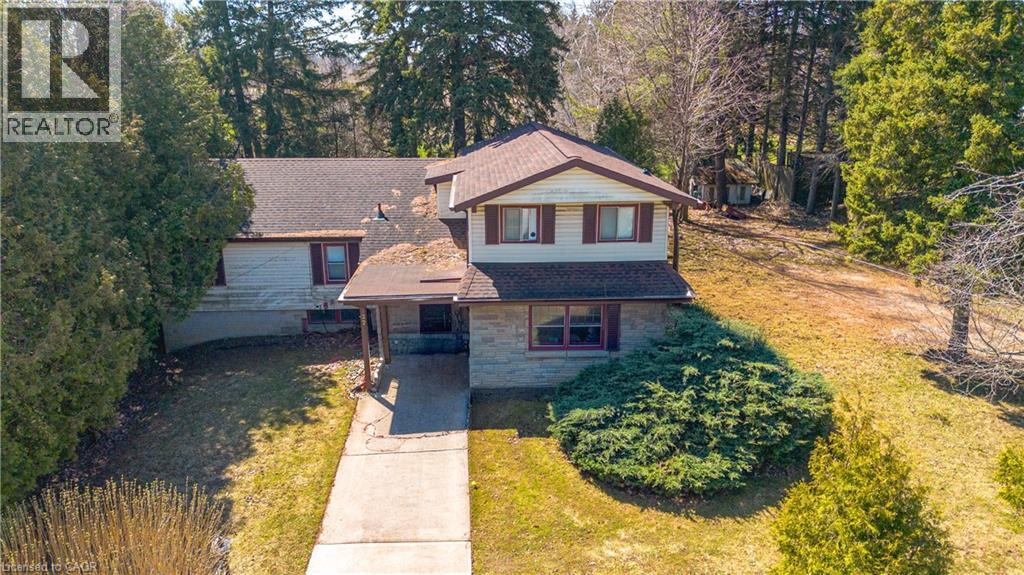 227 STONE CHURCH Road W - 4
