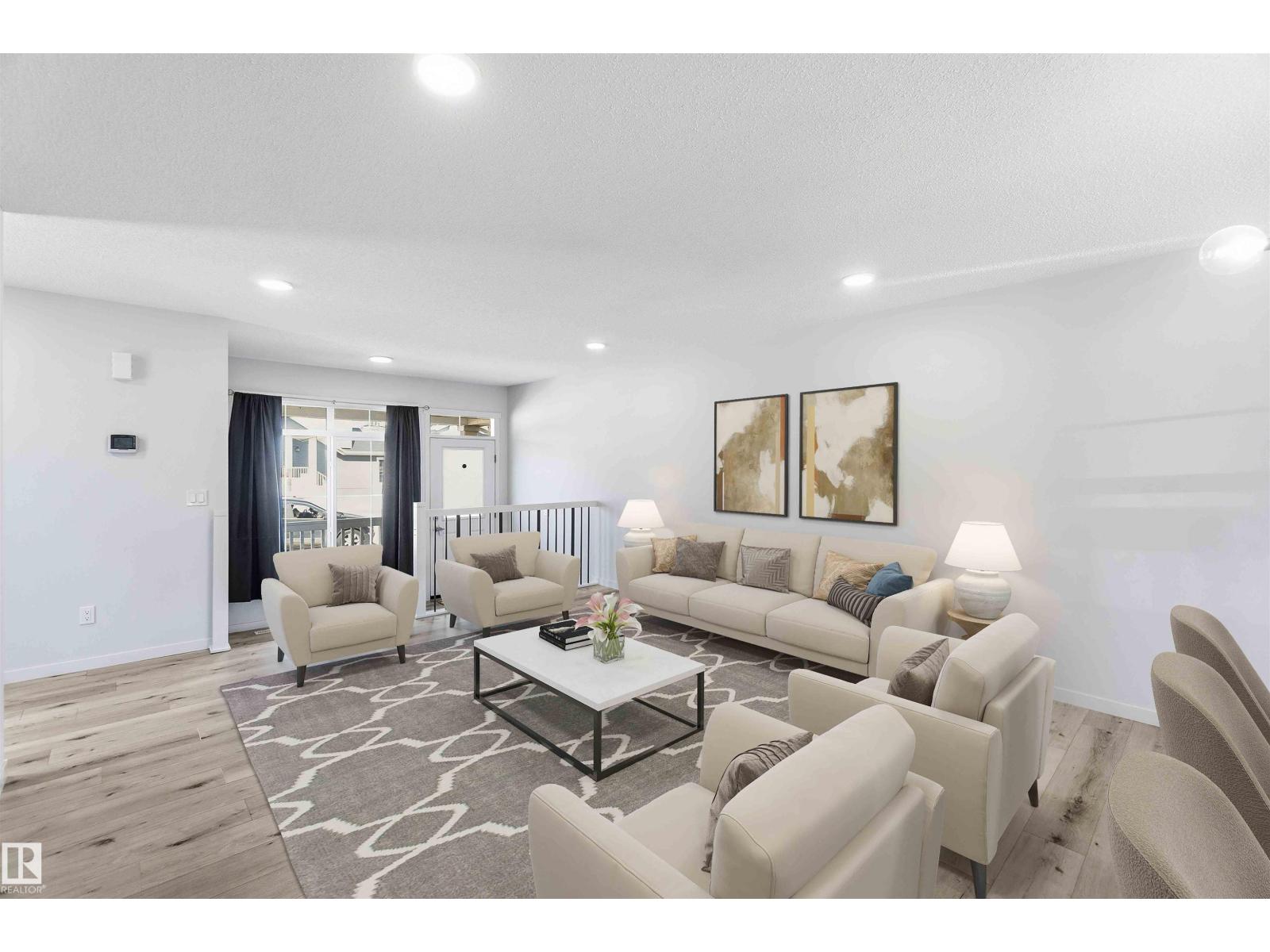 22371 93 AV NW - 6