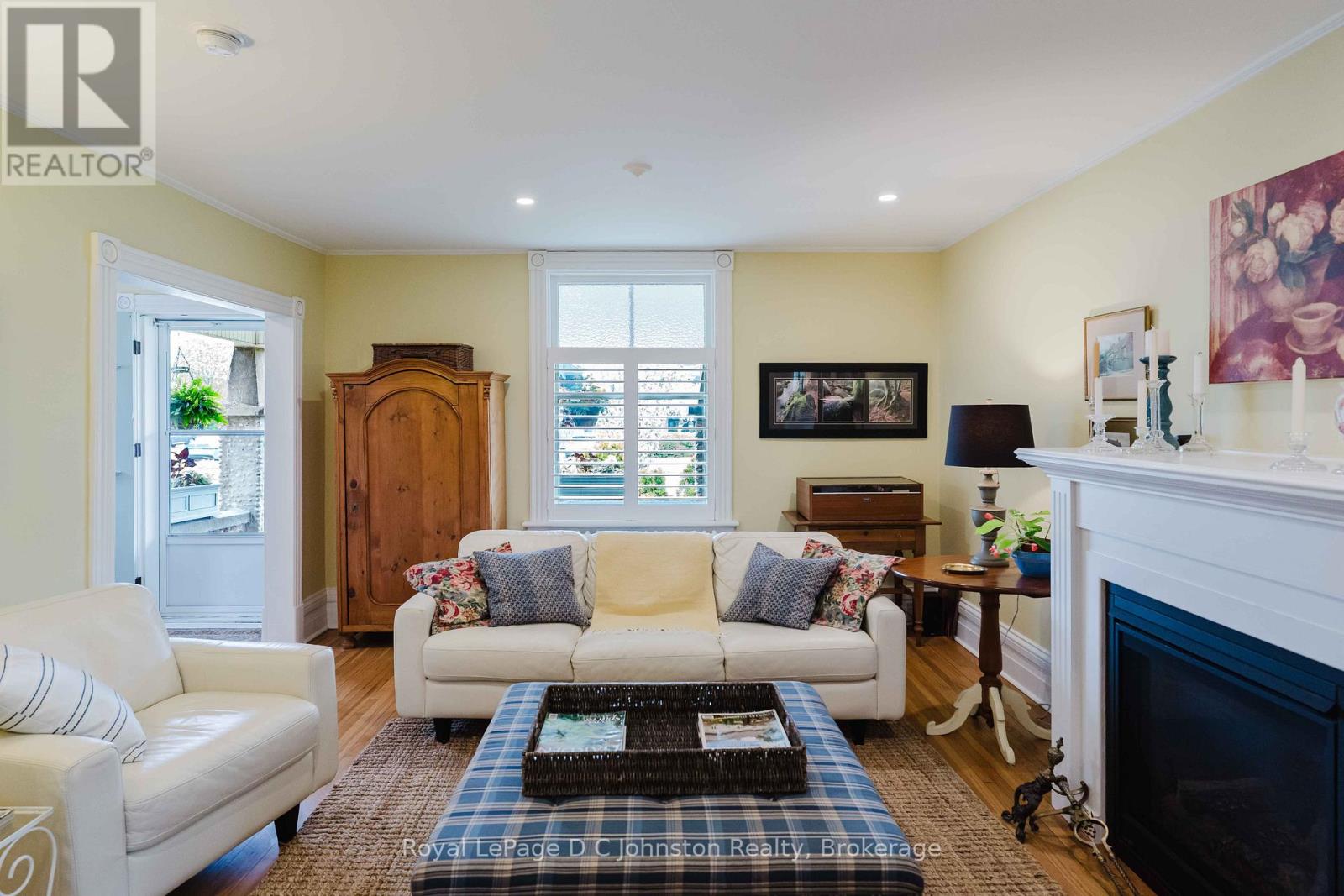 111 ALBERT STREET N - 10