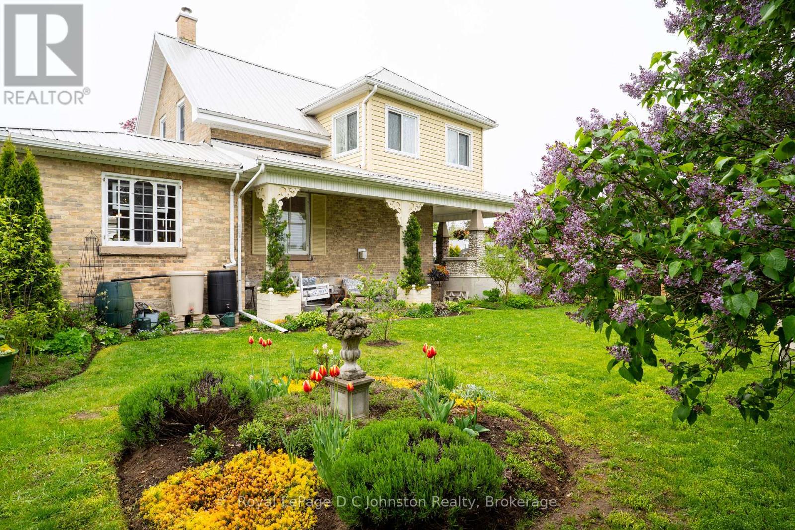 111 ALBERT STREET N - 39