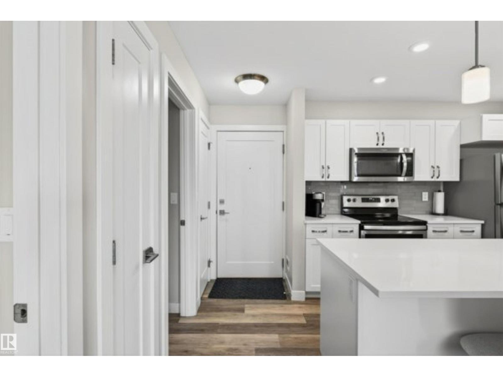 #209 1029 173 STNW SW - 12