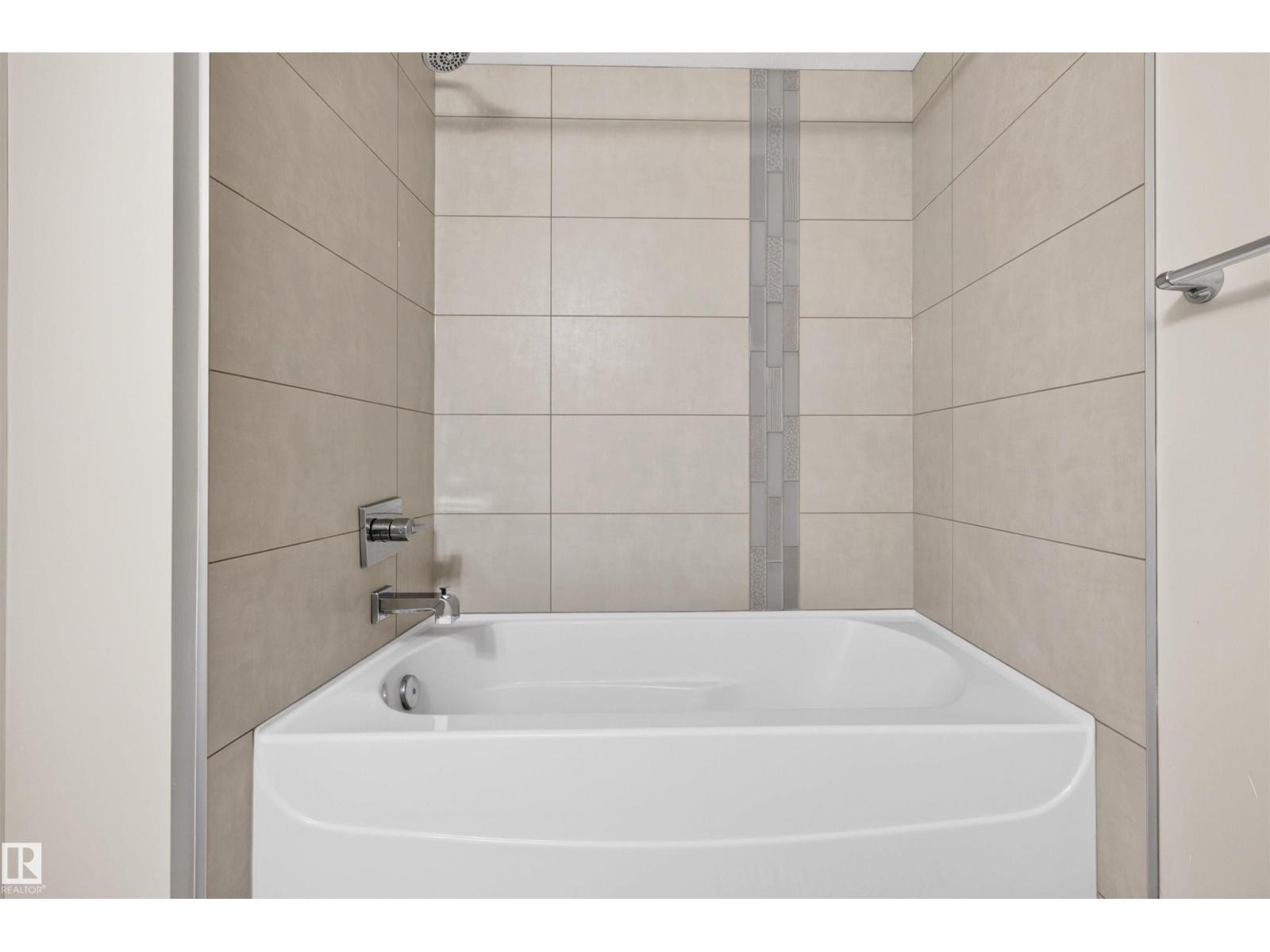 #209 1029 173 STNW SW - 16