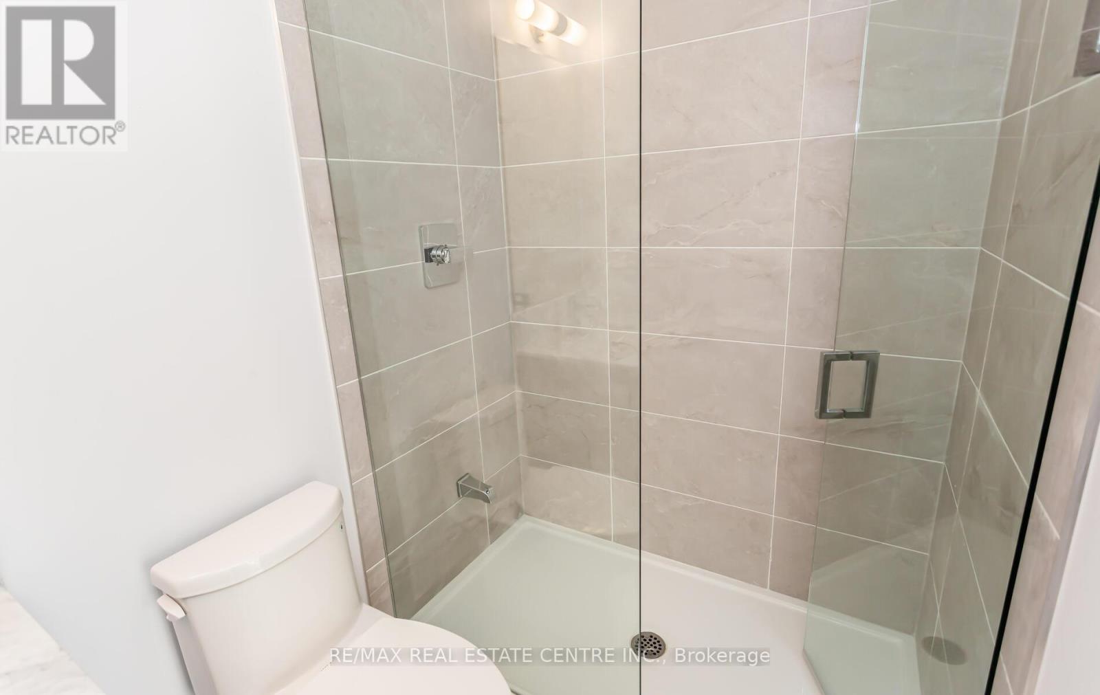#1610 36 ELM DRIVE W - 26
