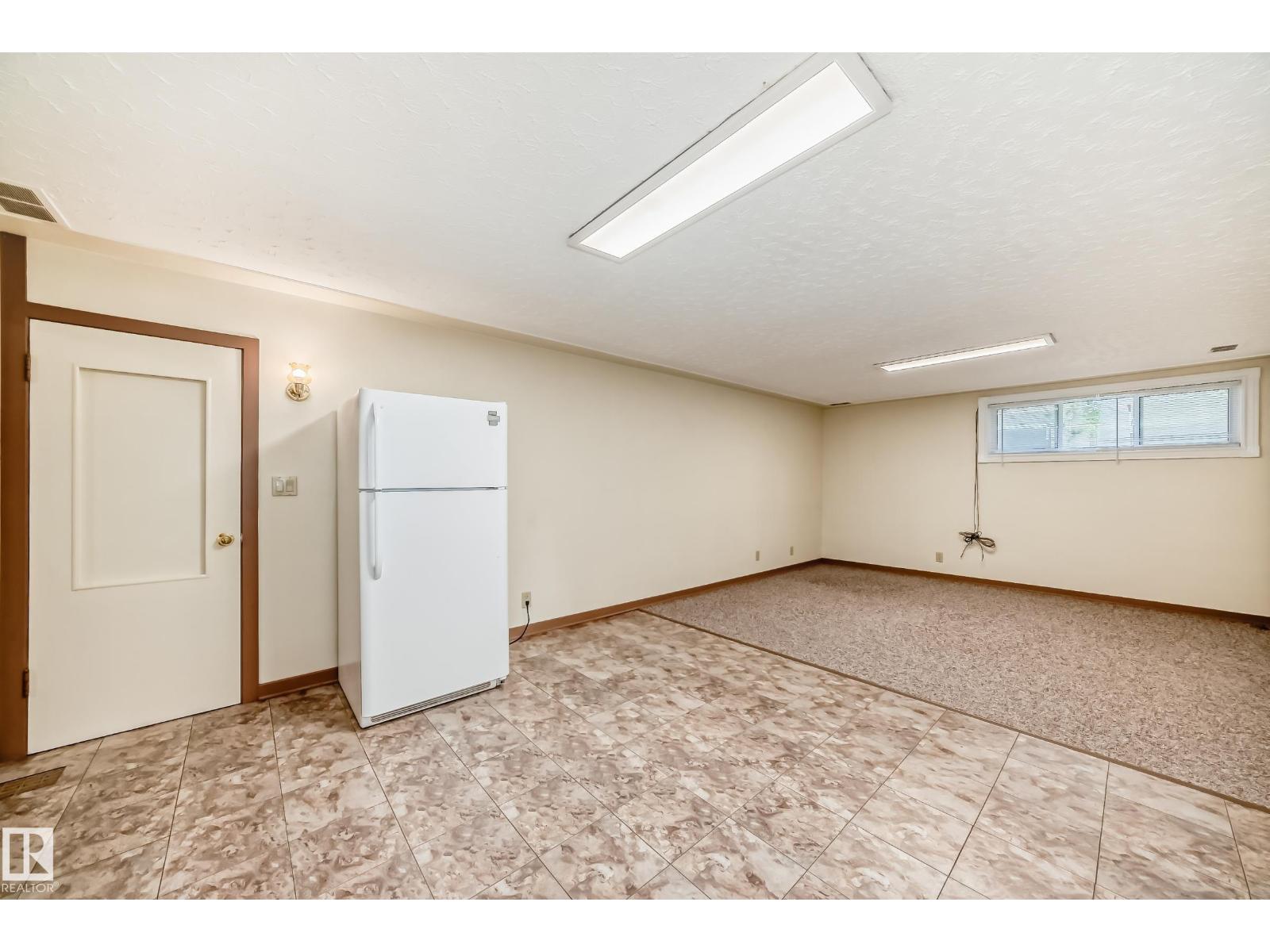 11309 115 ST NW - 37