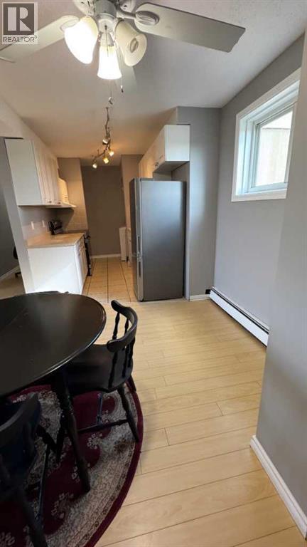 #617 5 Berkeley Place W - 20