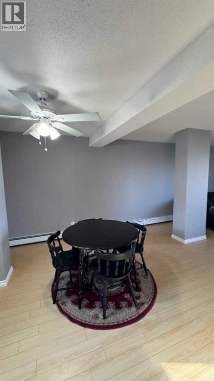 #617 5 Berkeley Place W - 19