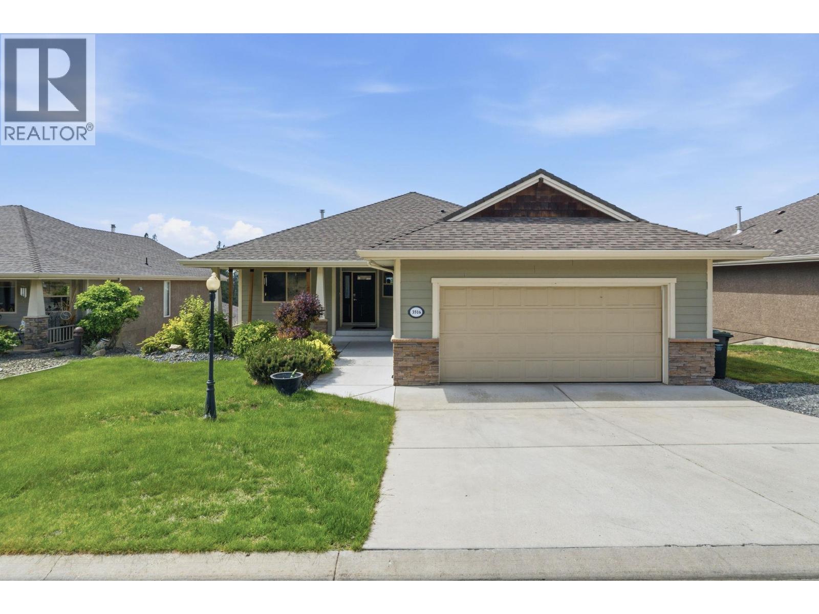 3516 Camelback Drive, Kelowna
