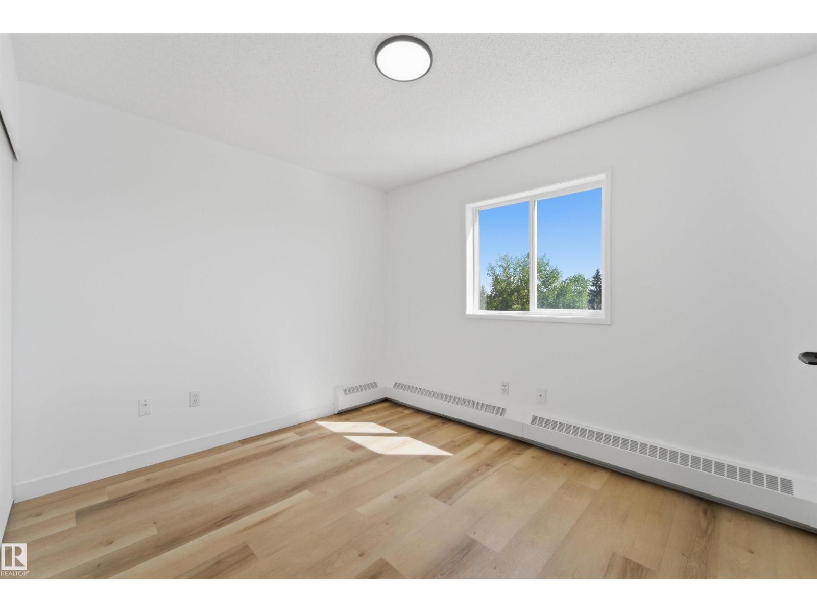 #302 2508 50 ST NW NW - 18