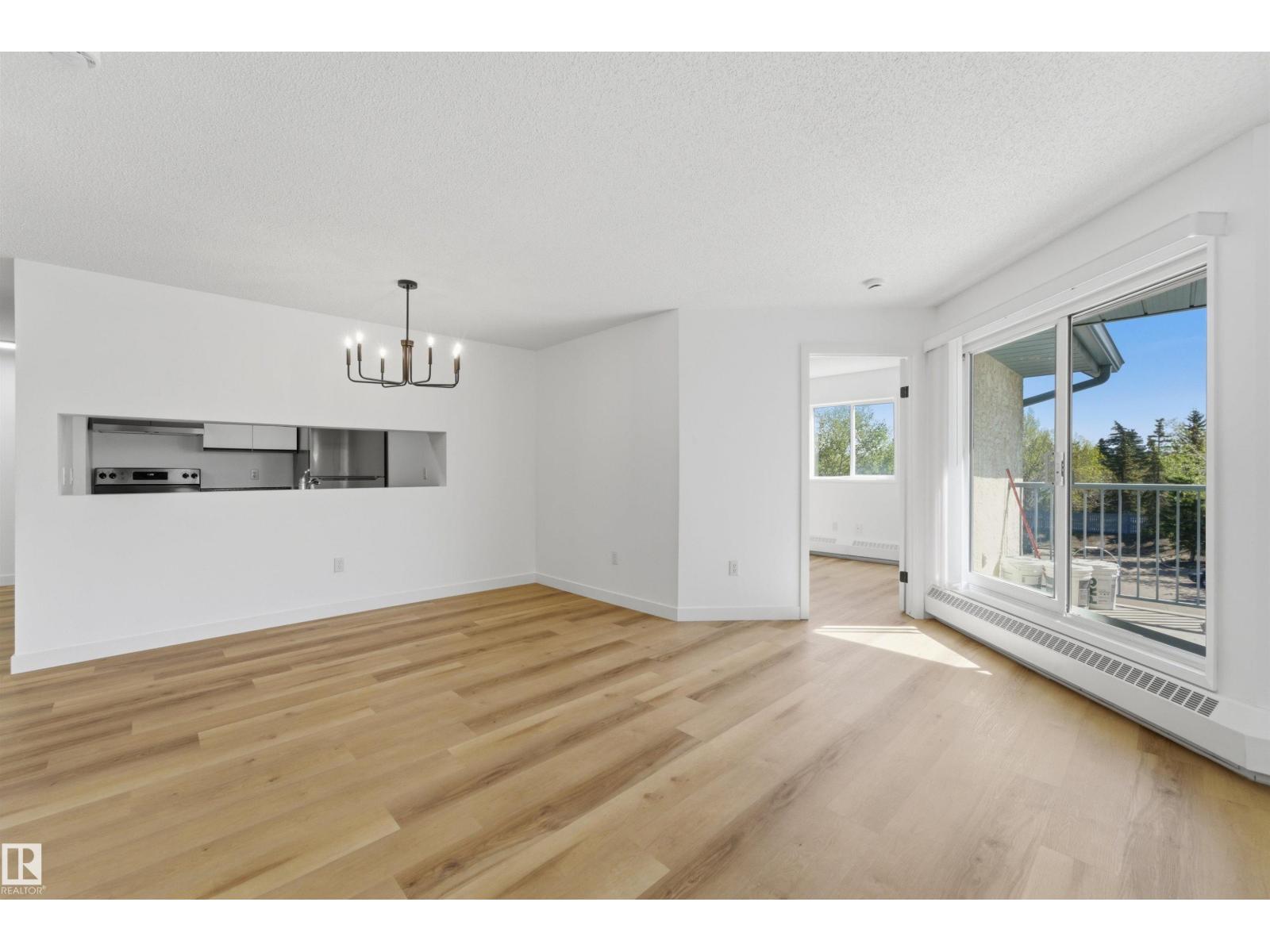 #302 2508 50 ST NW NW - 17