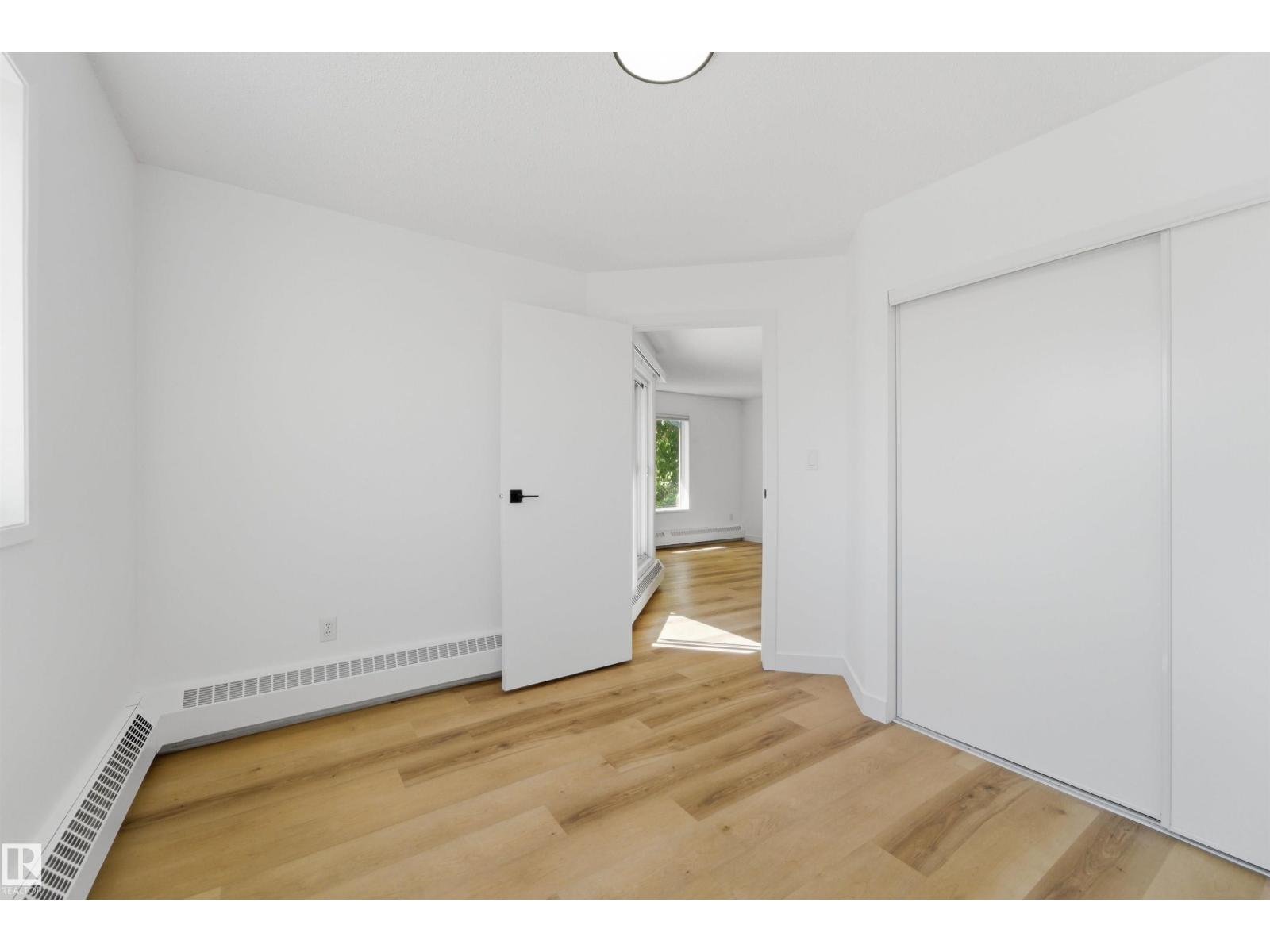 #302 2508 50 ST NW NW - 19