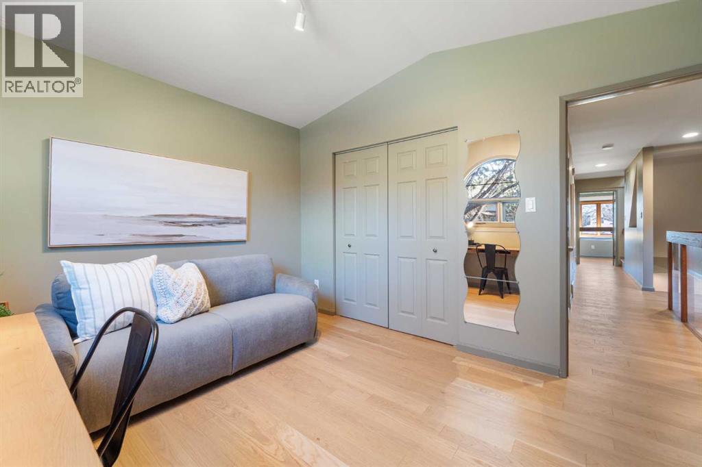 2531 7 Avenue NW - 32