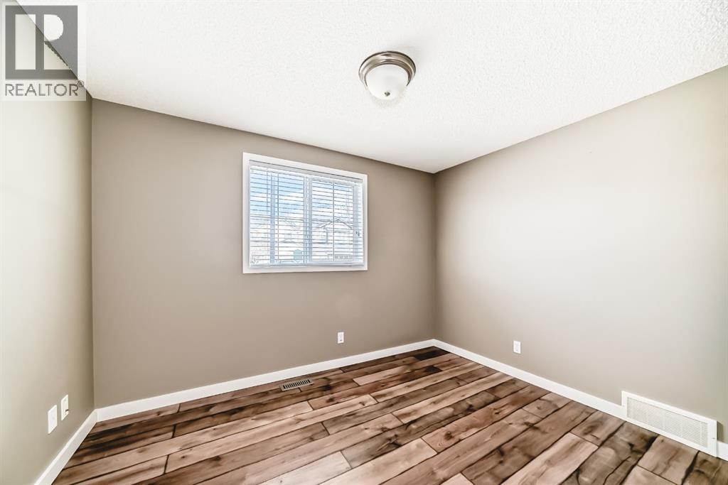 300 Sagewood Park SW - 27