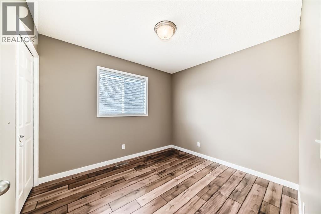 300 Sagewood Park SW - 21