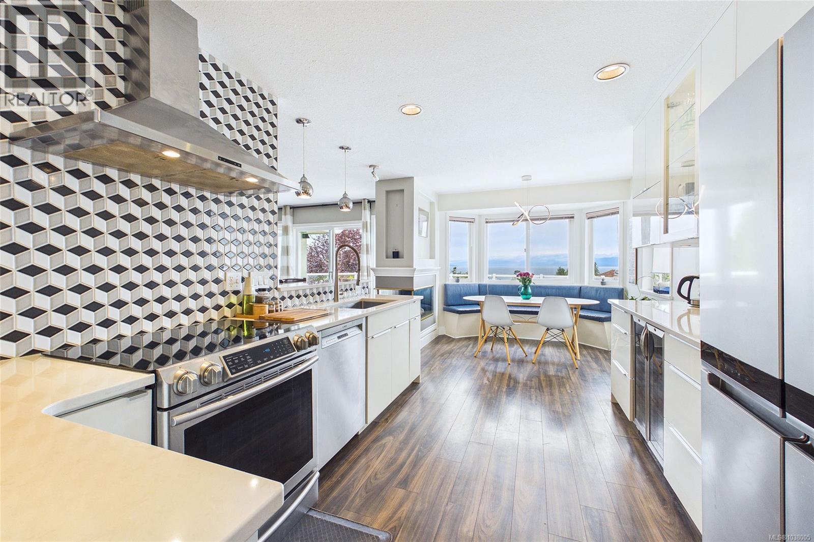 6386 Groveland Dr - 12