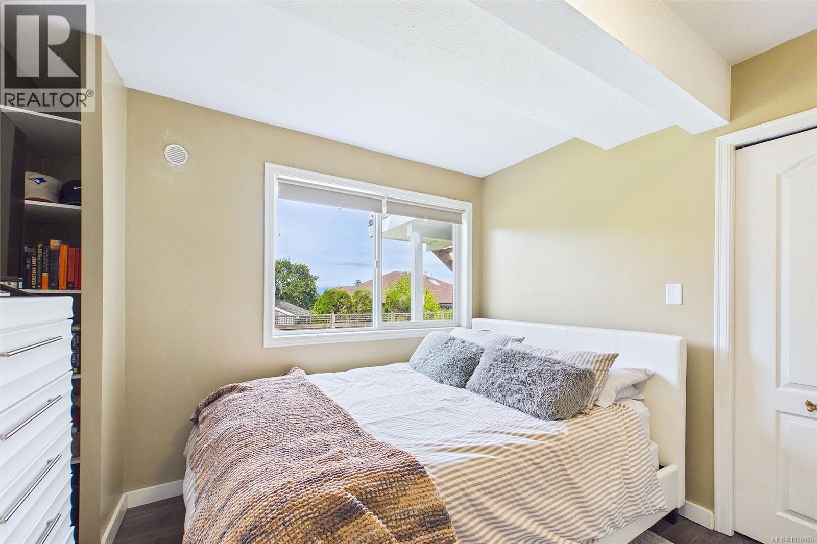 6386 Groveland Dr - 54