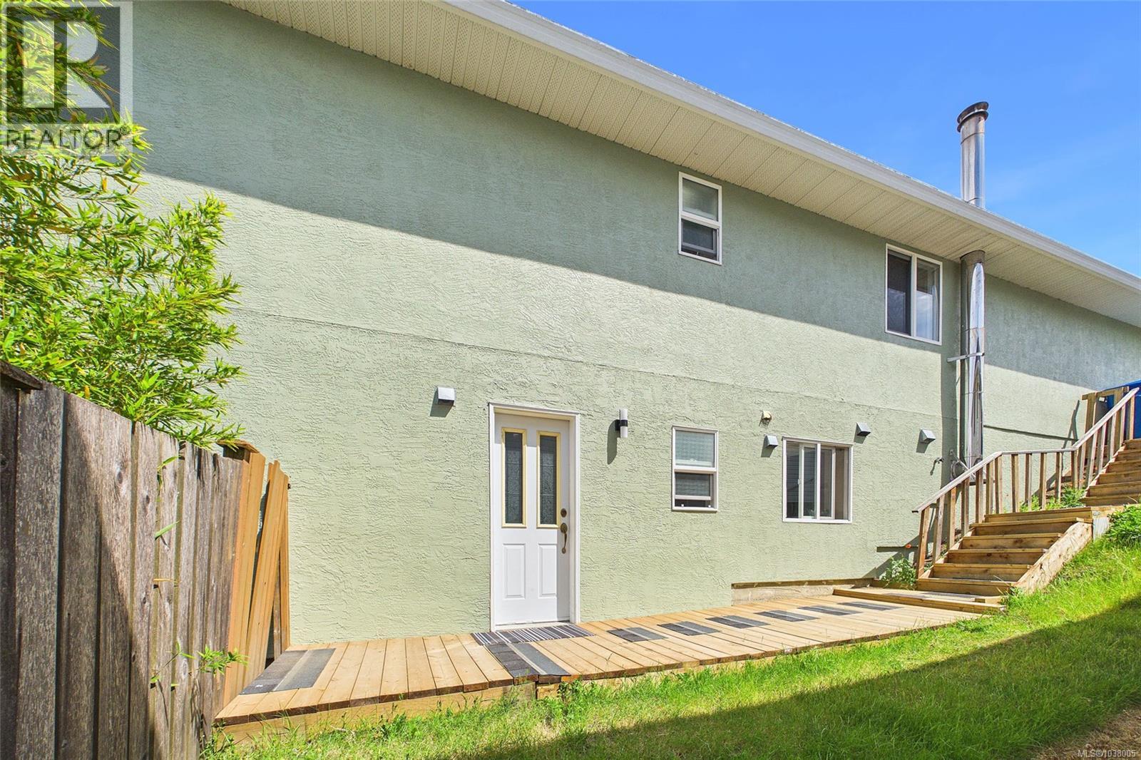 6386 Groveland Dr - 49