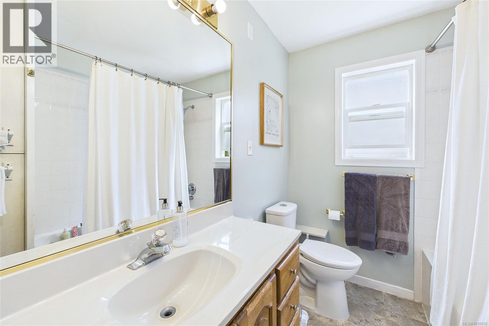 6386 Groveland Dr - 46