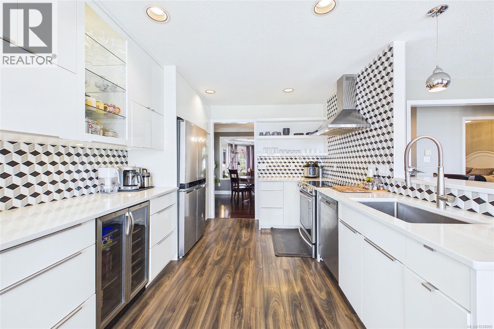 6386 Groveland Dr - 15