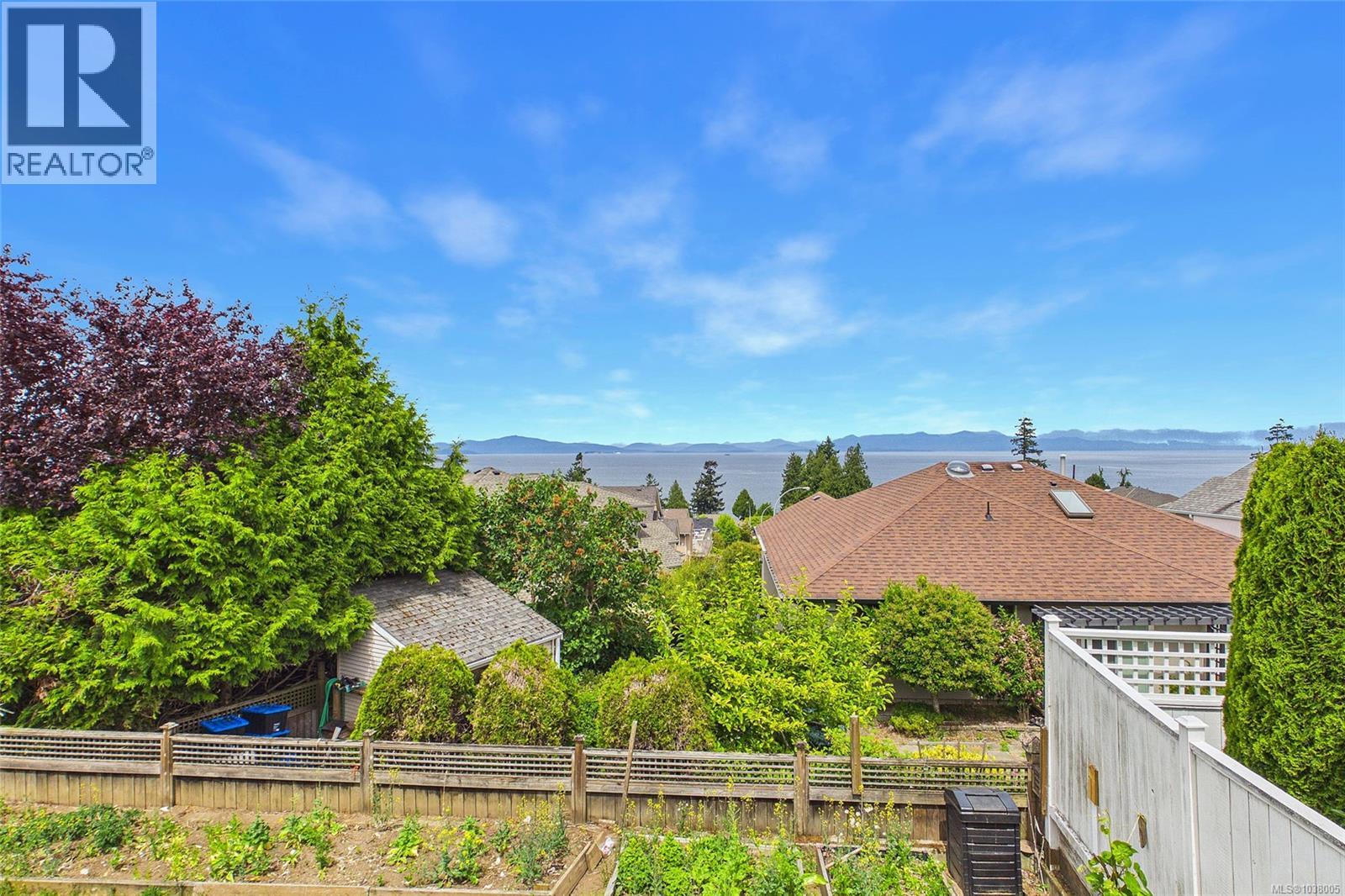 6386 Groveland Dr - 27
