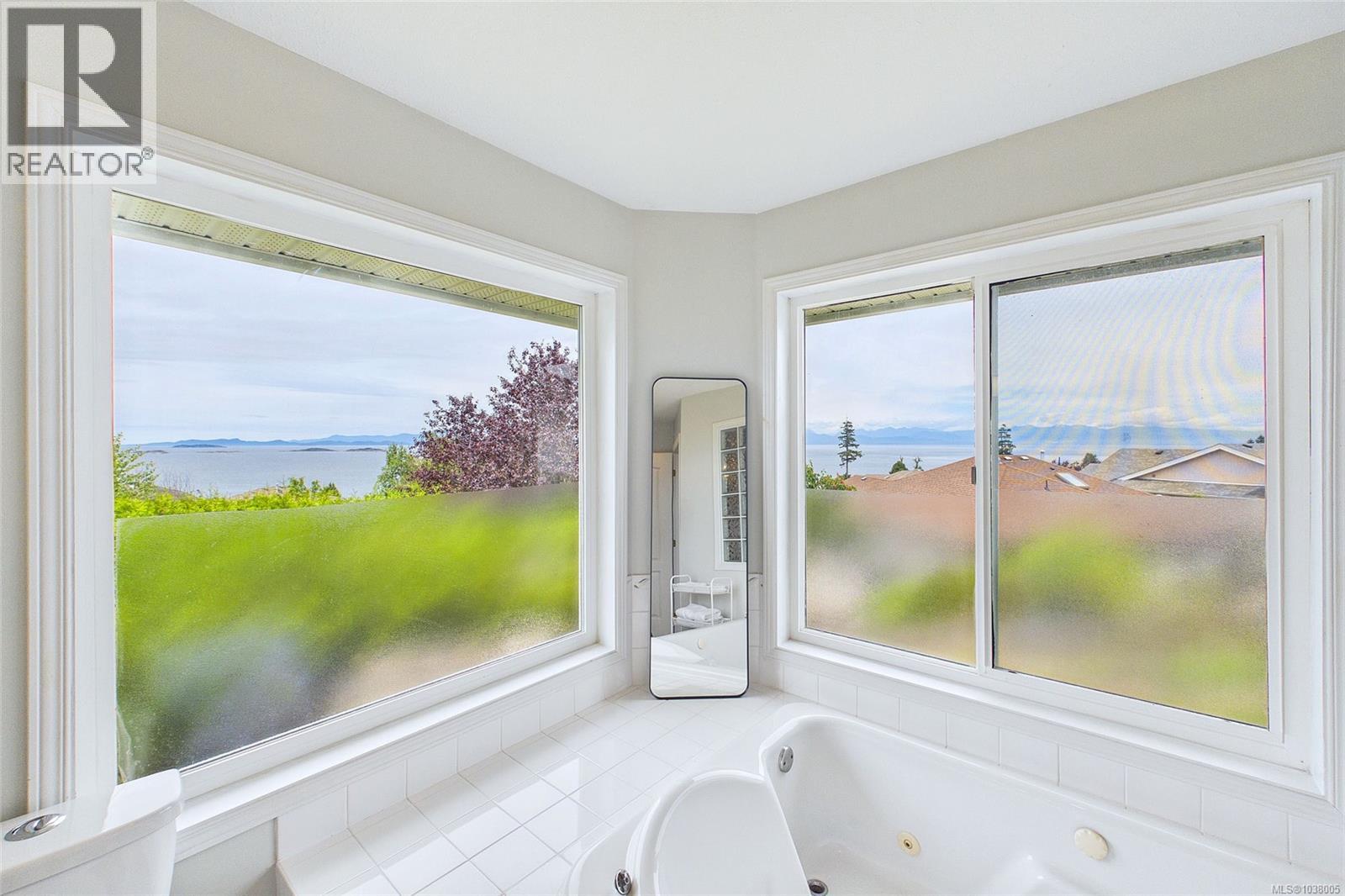 6386 Groveland Dr - 35