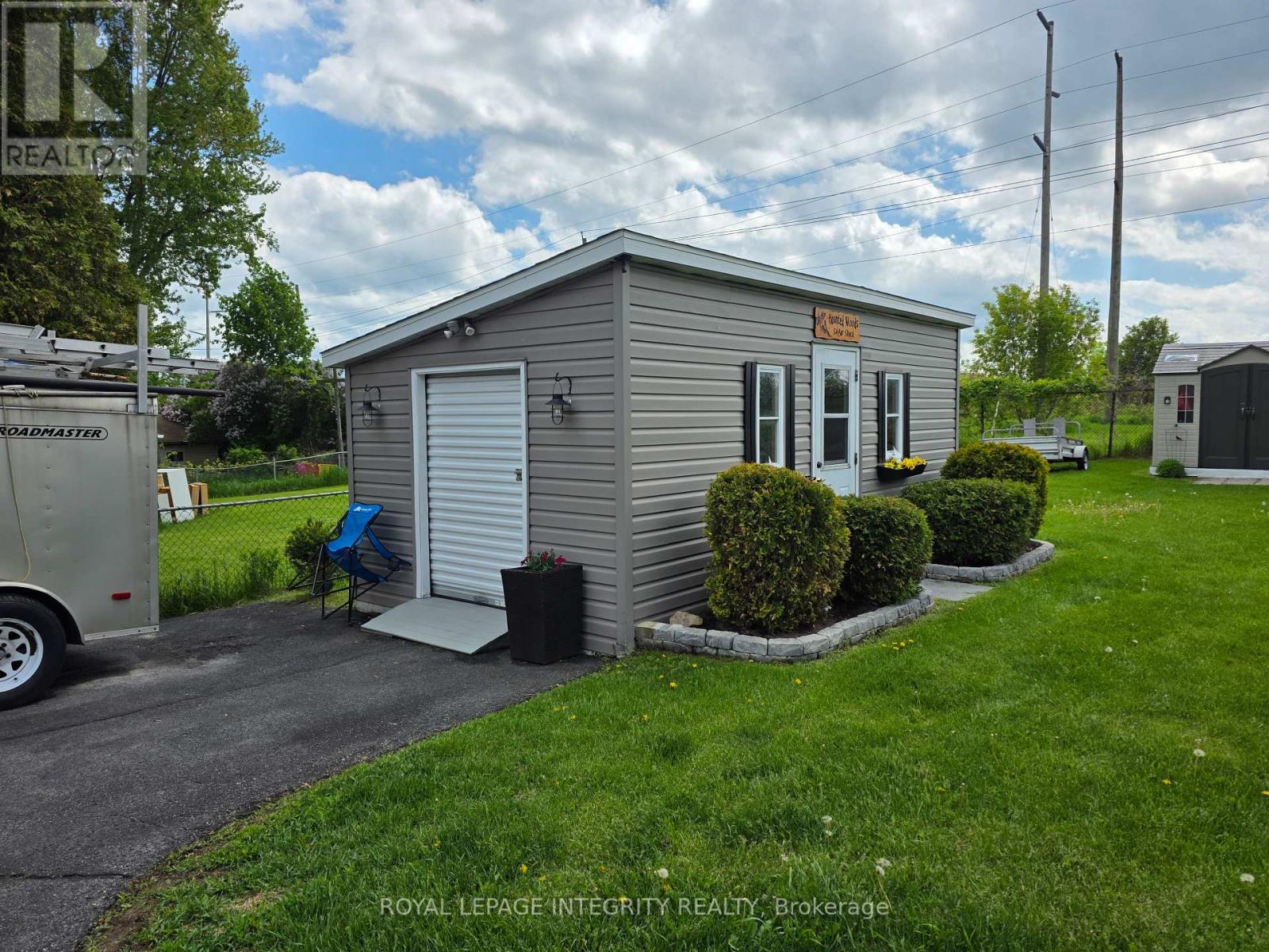 145 DANIS AVENUE - 13
