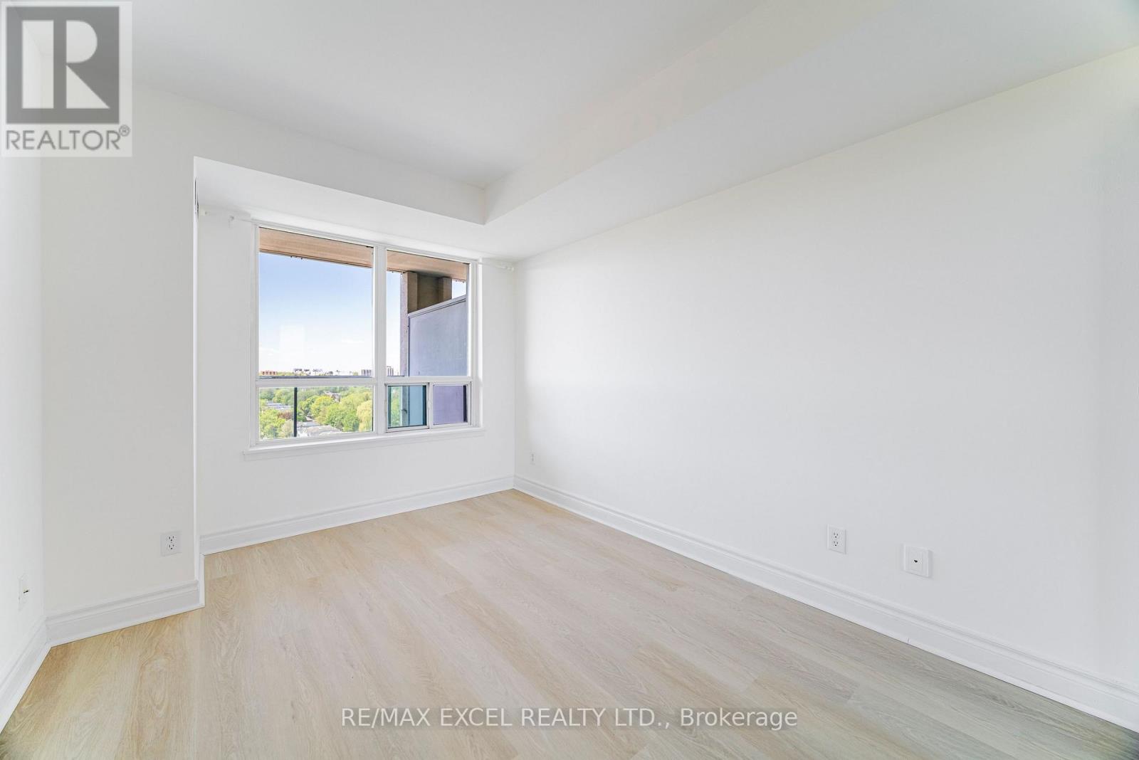 #1512 18 HARRISON GARDEN BOULEVARD - 14