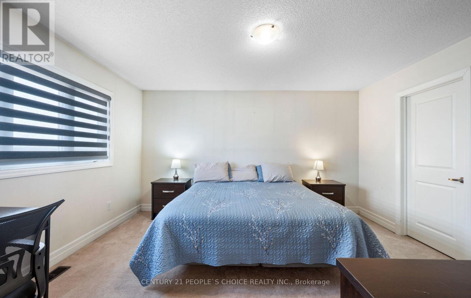 17 WAGNER CRESCENT - 27