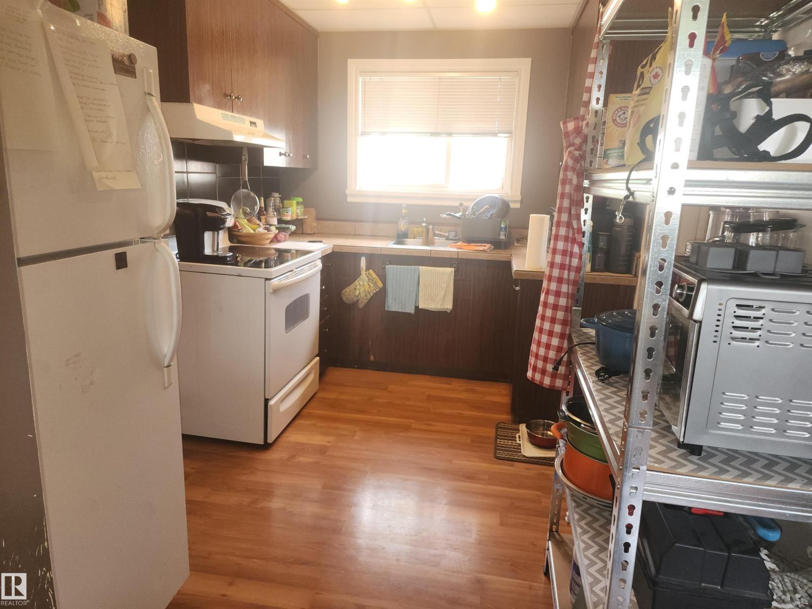 3809 112 AV NW - 18